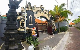 Putu Guest House